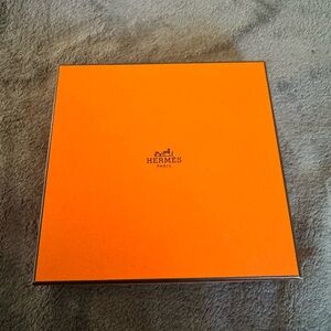 Hermes Box approx 6.5x1”